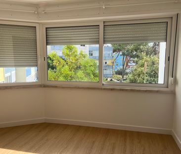 Apartamento T0 totalmente remodelado no Bairro da Assunção, em Cascais - Photo 4