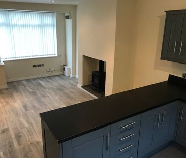 2 Bed Terraced House, Field Terrace, LS15 - Photo 6