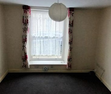 1 bedroom semi-detached house to rent - Photo 6