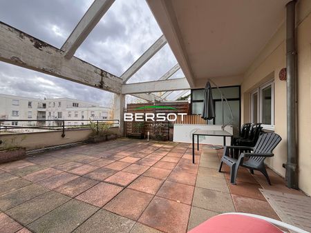 Appartement T2 bis meublé avec terrasse et place de parking - Photo 2