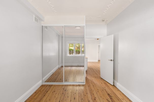 2/8 Vialoux Avenue, Paddington NSW 2021 - Apartment For Rent | Domain - Photo 1