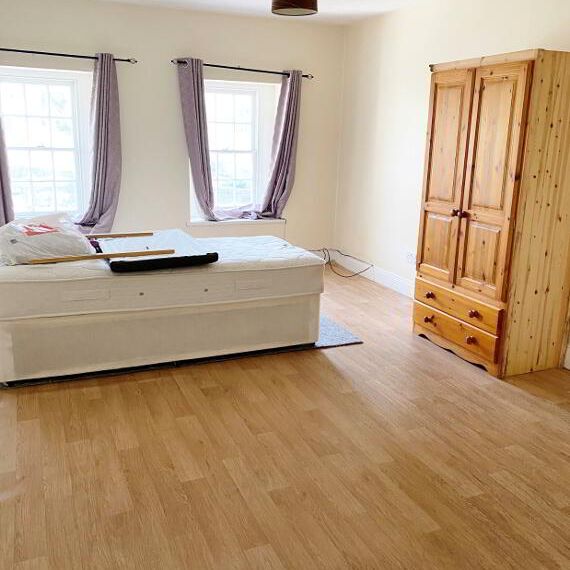 21 Stream Street, Downpatrick, BT30 6DD - Photo 1