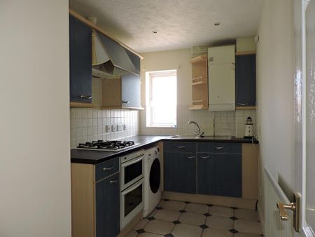 2 bedroom flat to rent - Photo 3