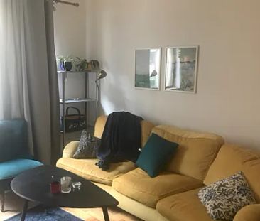 Private Room in Shared Apartment in Södermalm - Photo 3
