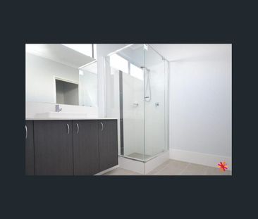 36 Carbeen View, Piara Waters, WA 6112 - Photo 3