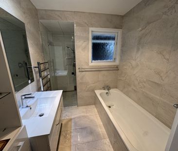 Traditional Family Living In Prime Location - Riverlea - Photo 4