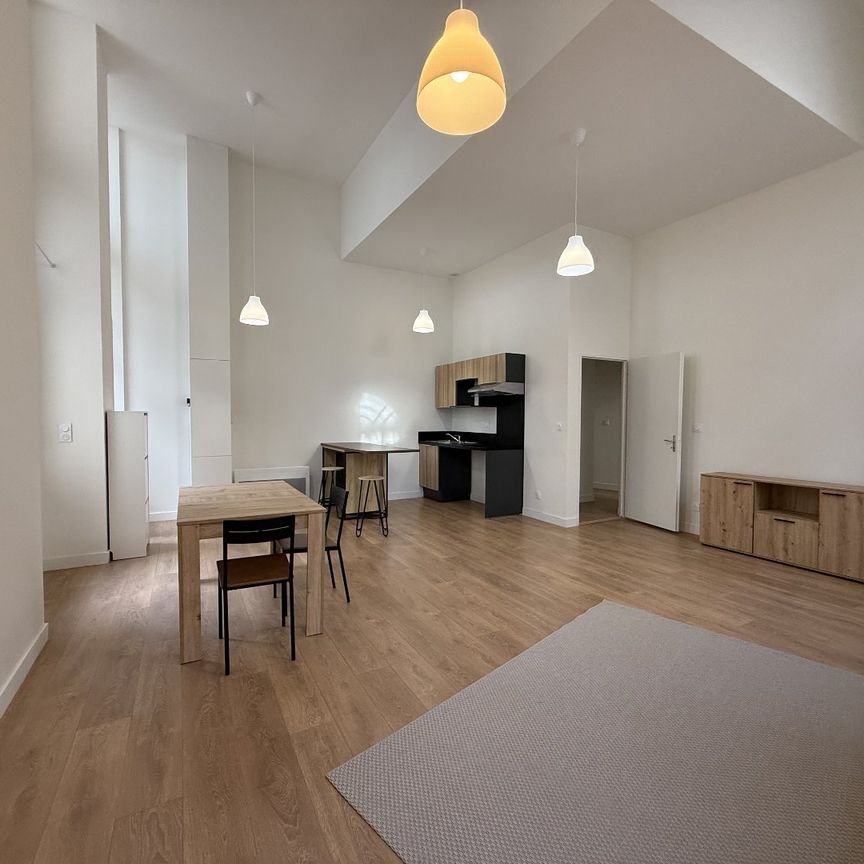 Location Appartement 3 pièces 64m² COGNAC 16100 - Photo 1