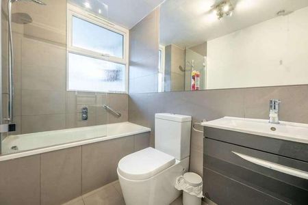 Kensington Church Street, Notting Hill Gate, W8 - Photo 2