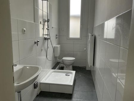 Wir renovieren für Sie bezugsfertig! Schön geschnittene 2-Zimmer - Photo 5