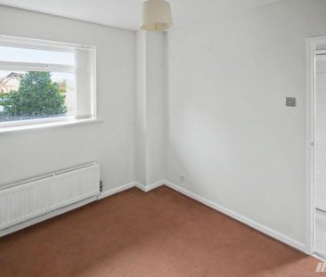 Arndale, Beechwood, Runcorn, WA7 3HR - Photo 2