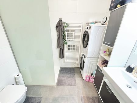 GARTENTRAUM | OPTIMAL AUFGETEILTE 2 ZIMMER | HOCHWERTIGE AUSSTATTUNG | TOPLAGE - Foto 3