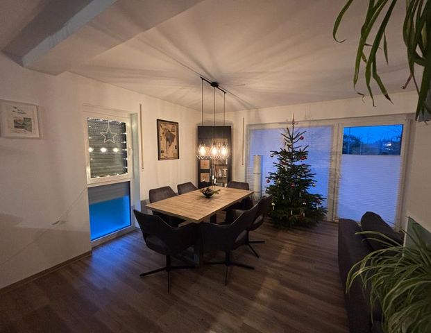 3-Zimmerwohnung mit Terrasse u. Rasenfläche - Foto 1