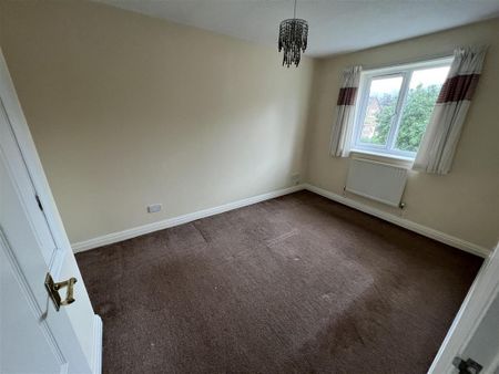 3 bedroom detached house to rent - Photo 4