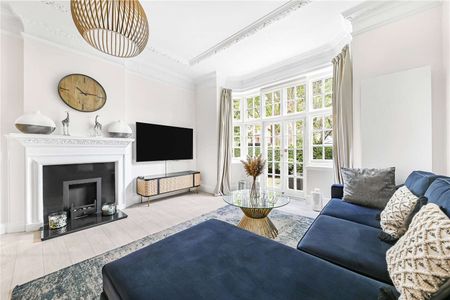 Elsworthy Road, Primrose Hill, London, NW3 3BU - Photo 2