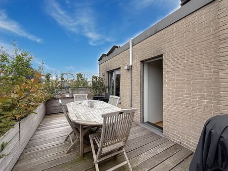 Stunning furnished penthouse near Nato - Photo 3