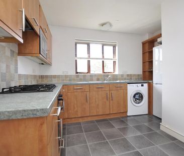 2 bedroom maisonette to rent - Photo 3