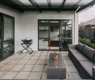 Modern 3 Bed 2 Bath Home | Central Location - Photo 5