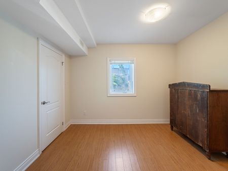 For Lease - 187B Claremont Street, Toronto, Ontario - Photo 3
