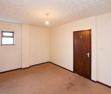 1 bed Flat for Rent - Photo 5