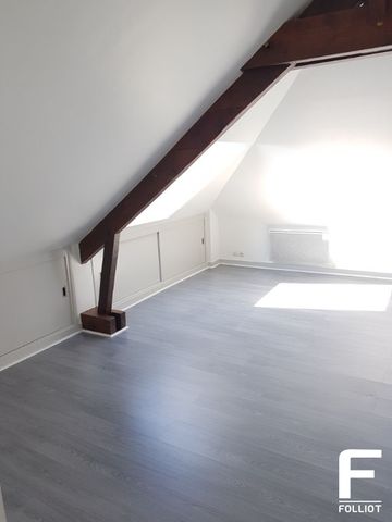 A LOUER Studio 50000 Saint-Lô CENTRE VILLE 10.20 m² - Photo 2