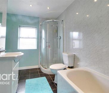 5 bedroom detached house to rent - Photo 1