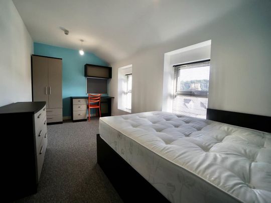 1 Edge Hill - Photo 1