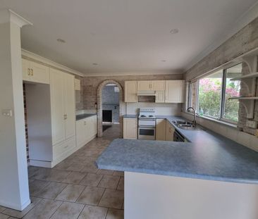 Family Comfort in Clarence Street - Photo 3