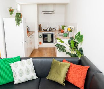 1 bedroom private hall to rent - Photo 6