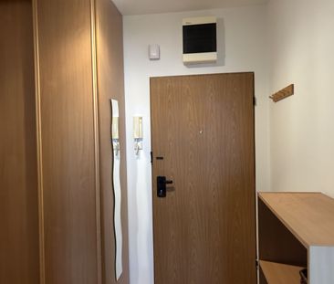 Do wynajęcia kawalerka po generalnym remoncie. - Фото 6