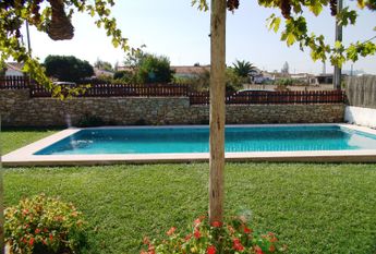 Casa de campo com piscina perto da praia 2 quartos em Assafora, Sintra