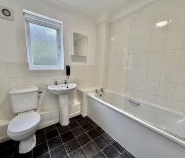 3 bedroom townhouse to rent - Photo 6
