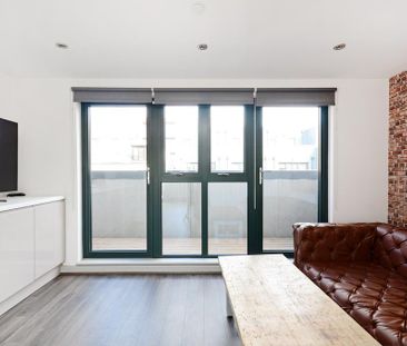 Flat to rent - Photo 1