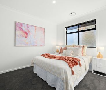 Fully Renovated Throughout - Photo 4