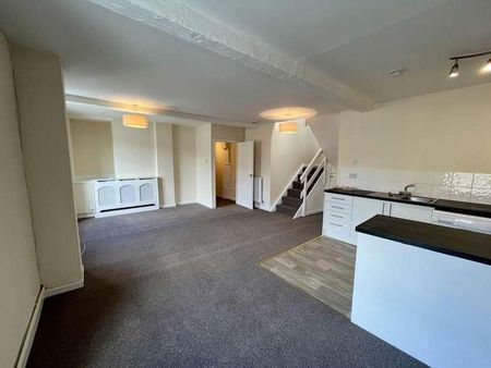 Market Place, Deddington, OX15 - Photo 3