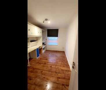 1 Bed Flat, Upton Lane, E7 - Photo 1