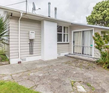 Good size family home - Photo 3