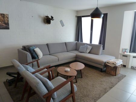 Gelijkvloers appartement te huur in Sint-Eloois-Vijve - Foto 4