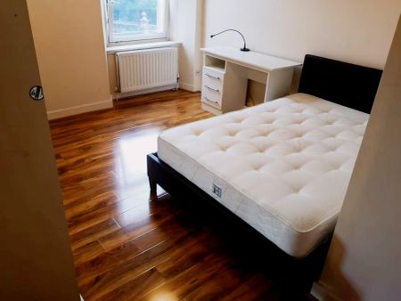 Glasgow rental 2B1B (separate bathroom) near Glasgow University - Photo 5