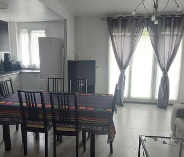 Appartement 3 pièces 59m2 REIMS 750 euros - Photo 3