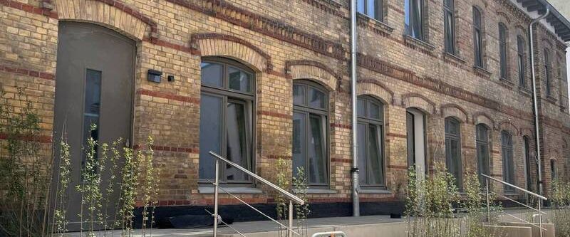 SPECIAL OFFER: ERSTBEZUG im EIGENEN TOWNHOUSE - 178 m² - SOFORT: 5-Zi, 4 Etagen, TERRASSE + GARTEN - Foto 1