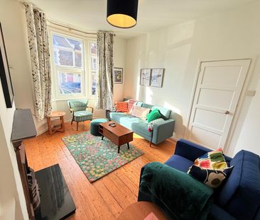 2 Bed Terraced House, Seneca St, BS5 - Photo 2