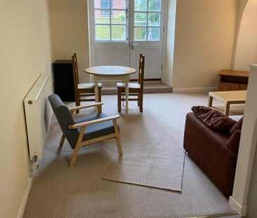 3 bedroom flat to rent - Photo 3