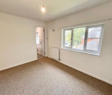 3 bedroom end of terrace house to rent - Photo 1