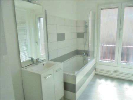 Location Appartement 2 pièces 55 m2 à Raon-l'Étape - Photo 5