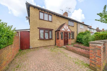 6 bedroom semi-detached house to rent - Photo 4