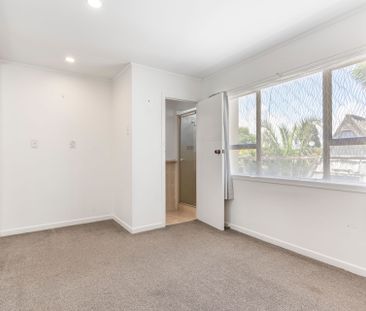 91A Gossamer Drive Pakuranga - Photo 5