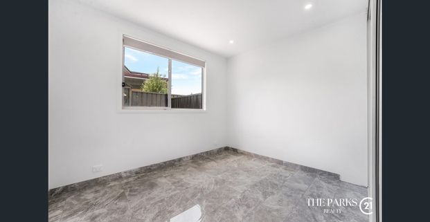 Modern Brand-New 2-Bedroom Granny Flat in Prime Hinchinbrook Location - Photo 1