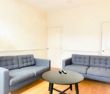 4 bedroom house to rent - Photo 2