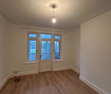 3 Bed Semi-Detached House, Obelisk Road, SO19 - Photo 6