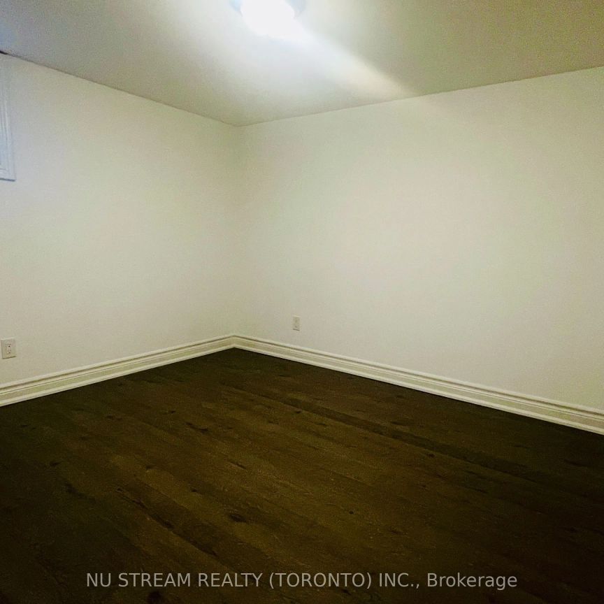 36 Flavian Crescent #Bsmt - Photo 1